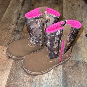 Camo cowgirl boots